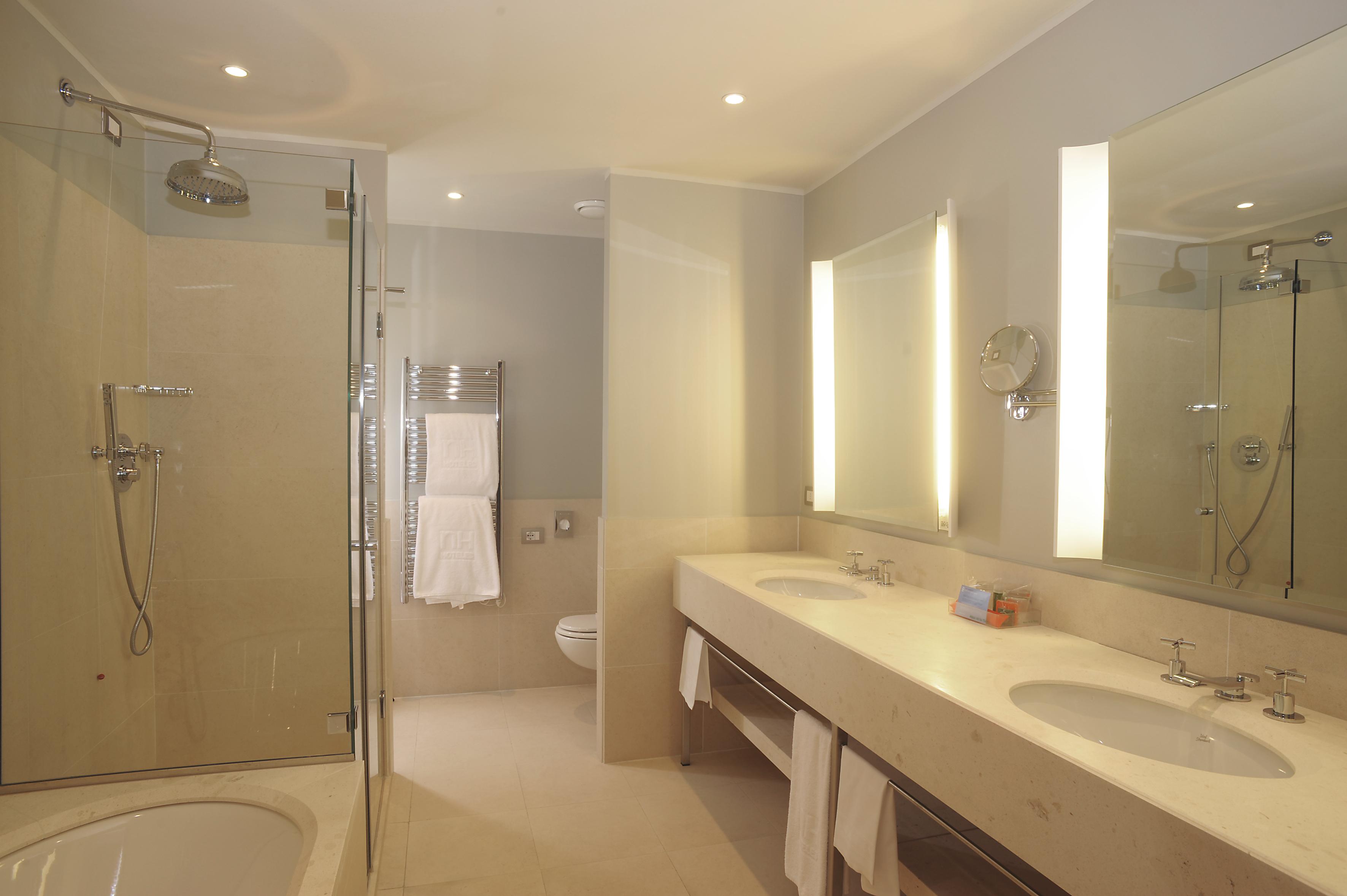 Nh Linate Hotel Peschiera Borromeo Exterior foto