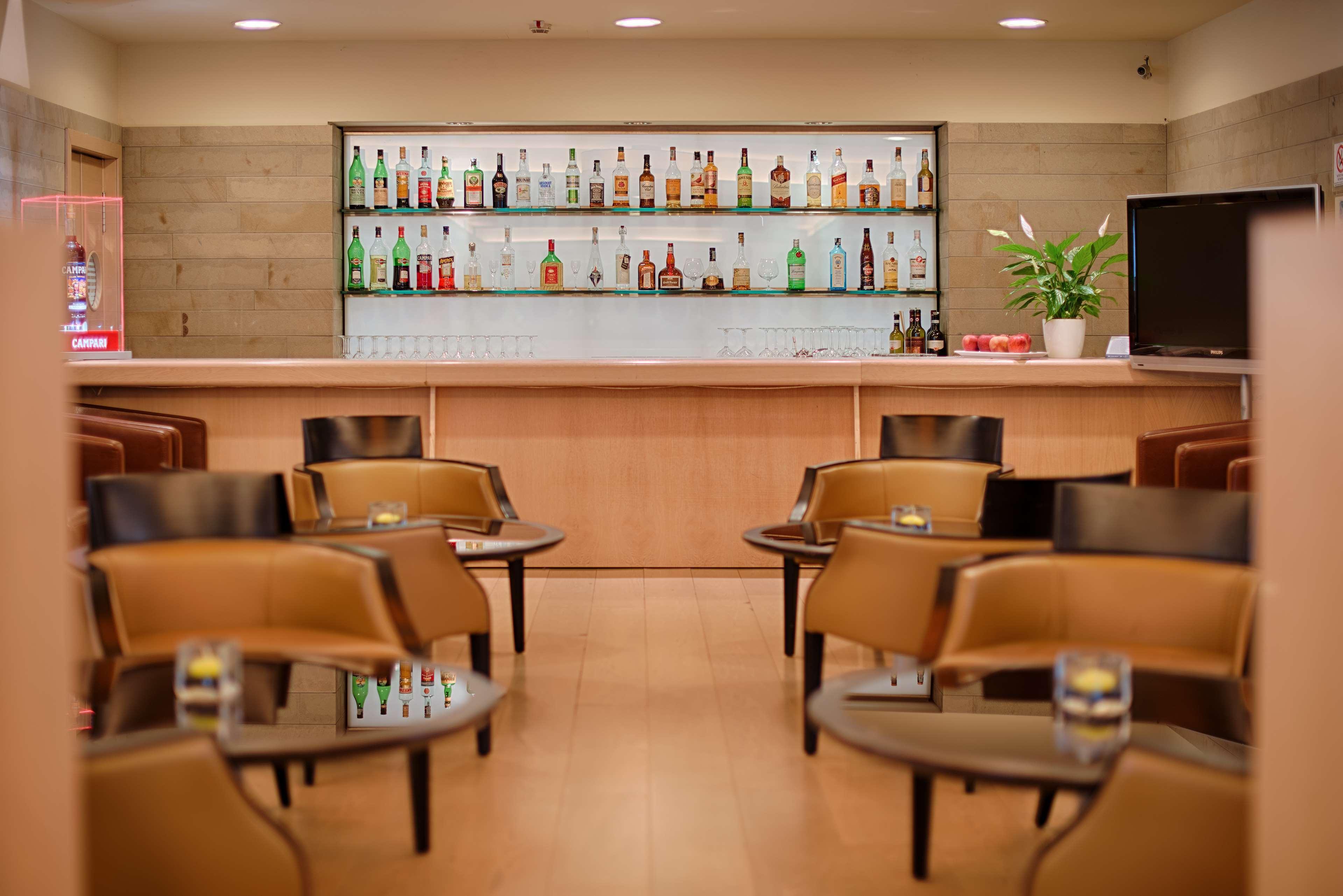 Nh Linate Hotel Peschiera Borromeo Exterior foto